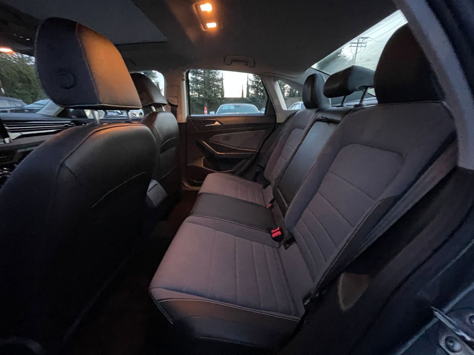 Thumbnail: 2025 Volkswagen Jetta - 25