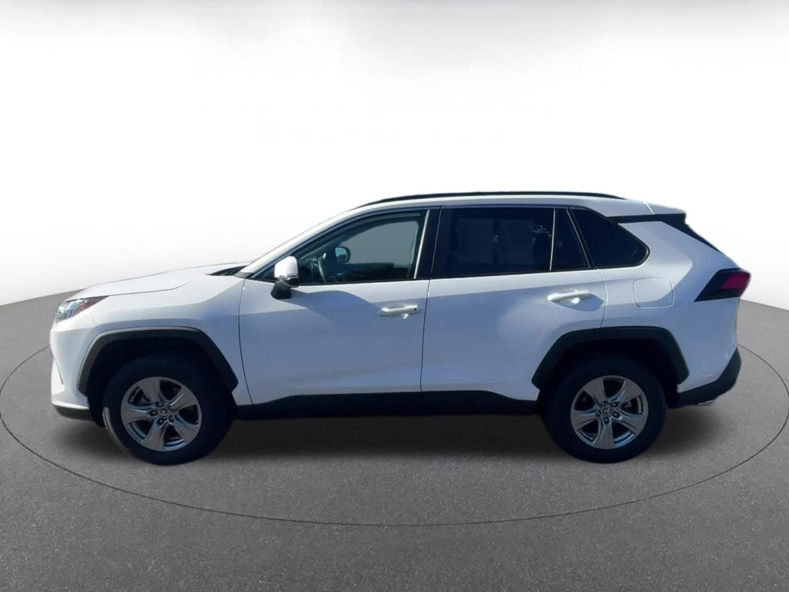 Thumbnail: 2025 Toyota RAV4 - 9