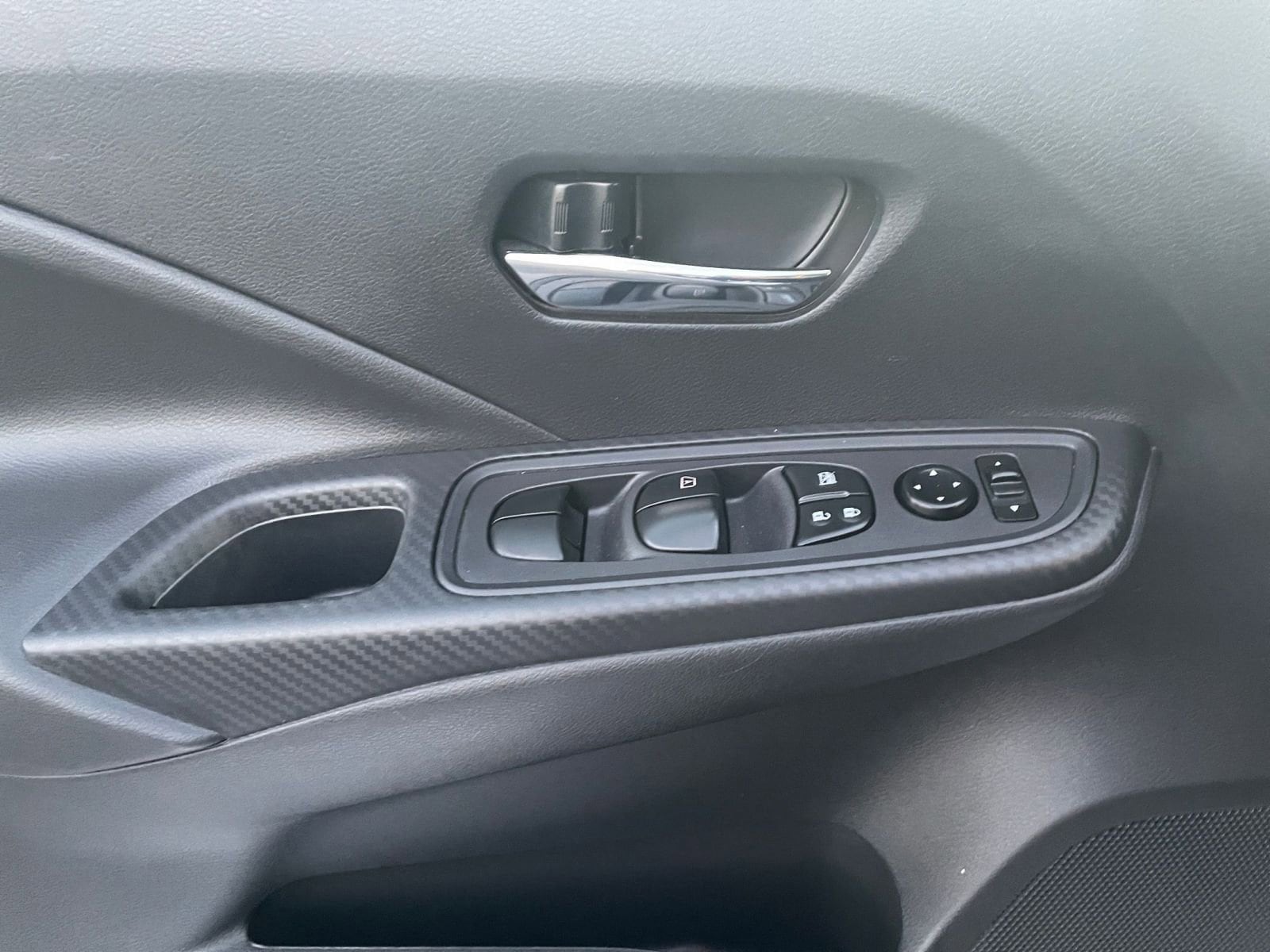 Thumbnail: 2025 Nissan Versa - 18