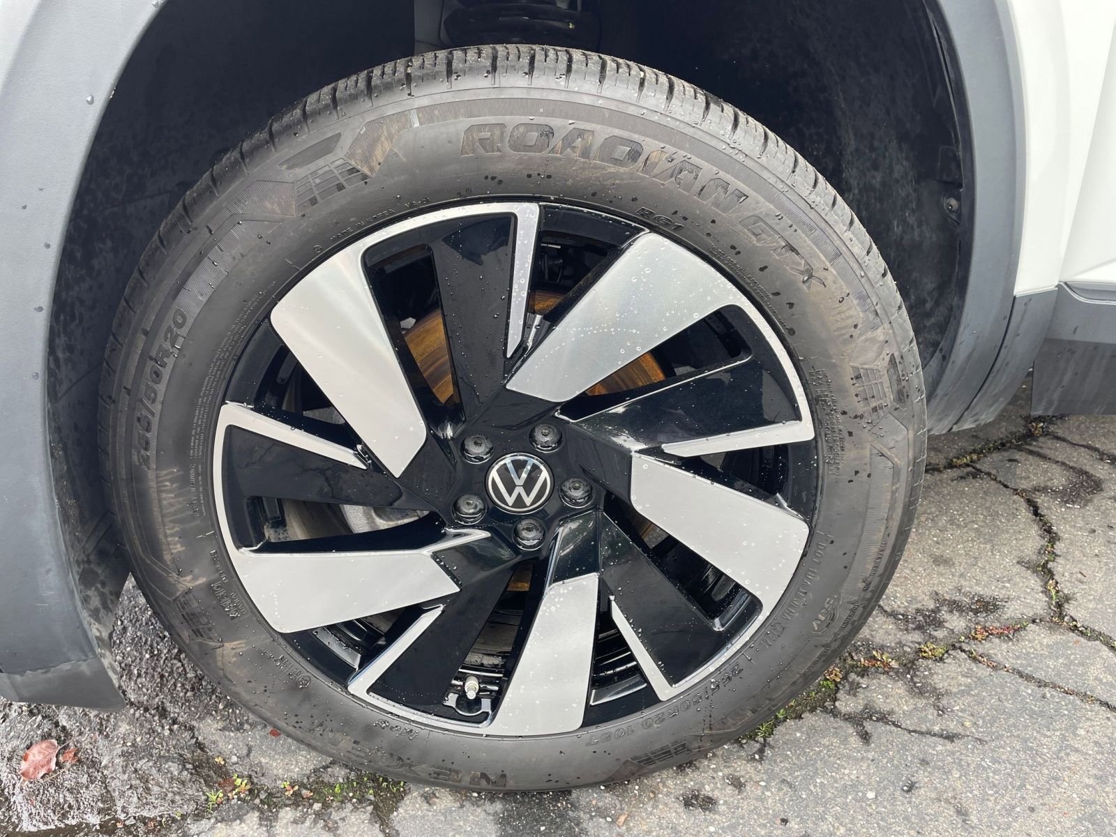 Thumbnail: 2025 Volkswagen Atlas - 30