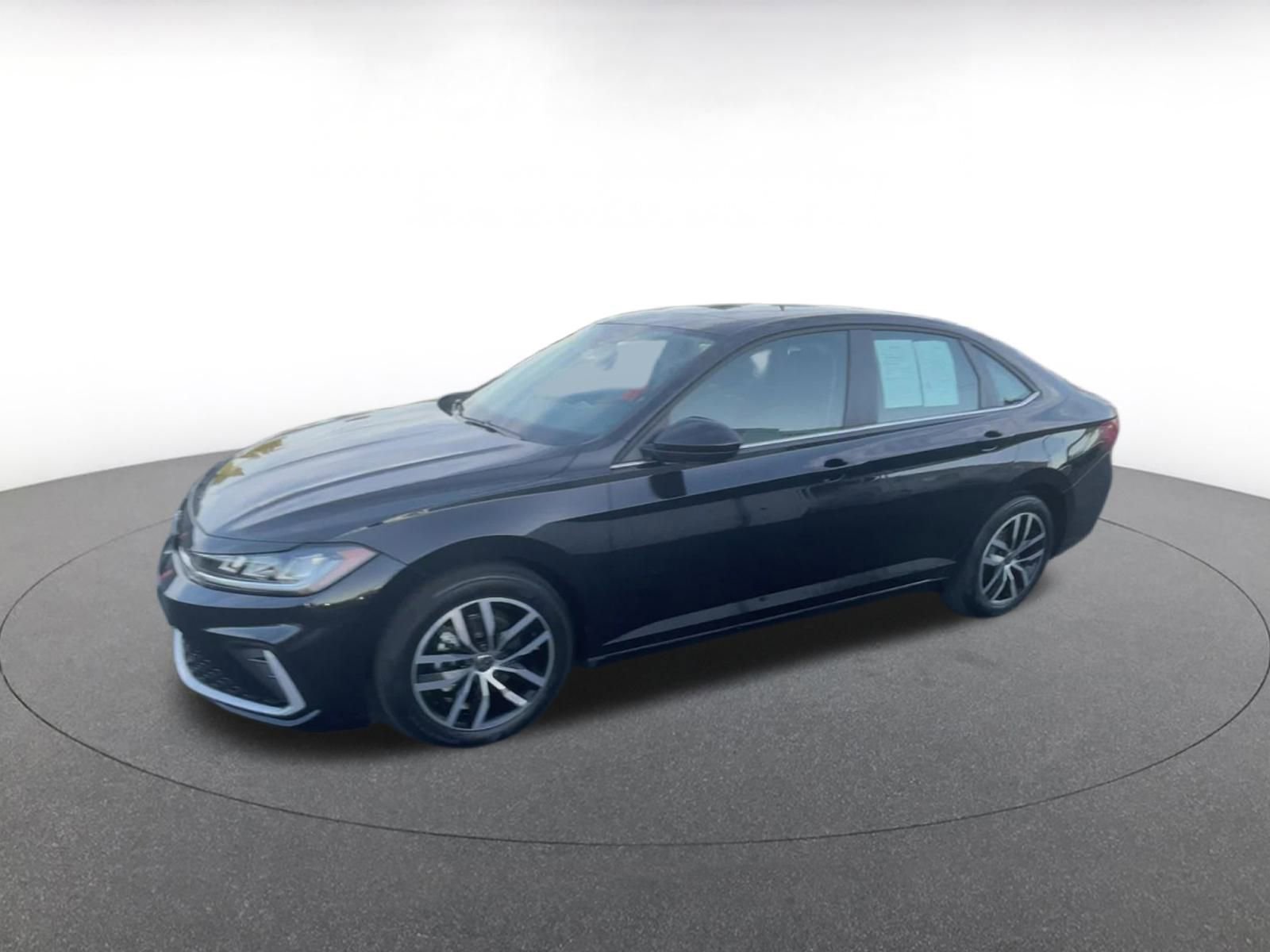 Thumbnail: 2025 Volkswagen Jetta - 8