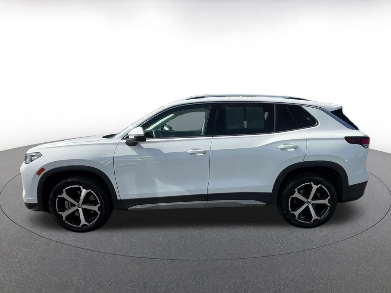 Thumbnail: 2026 Volkswagen Tiguan - 8