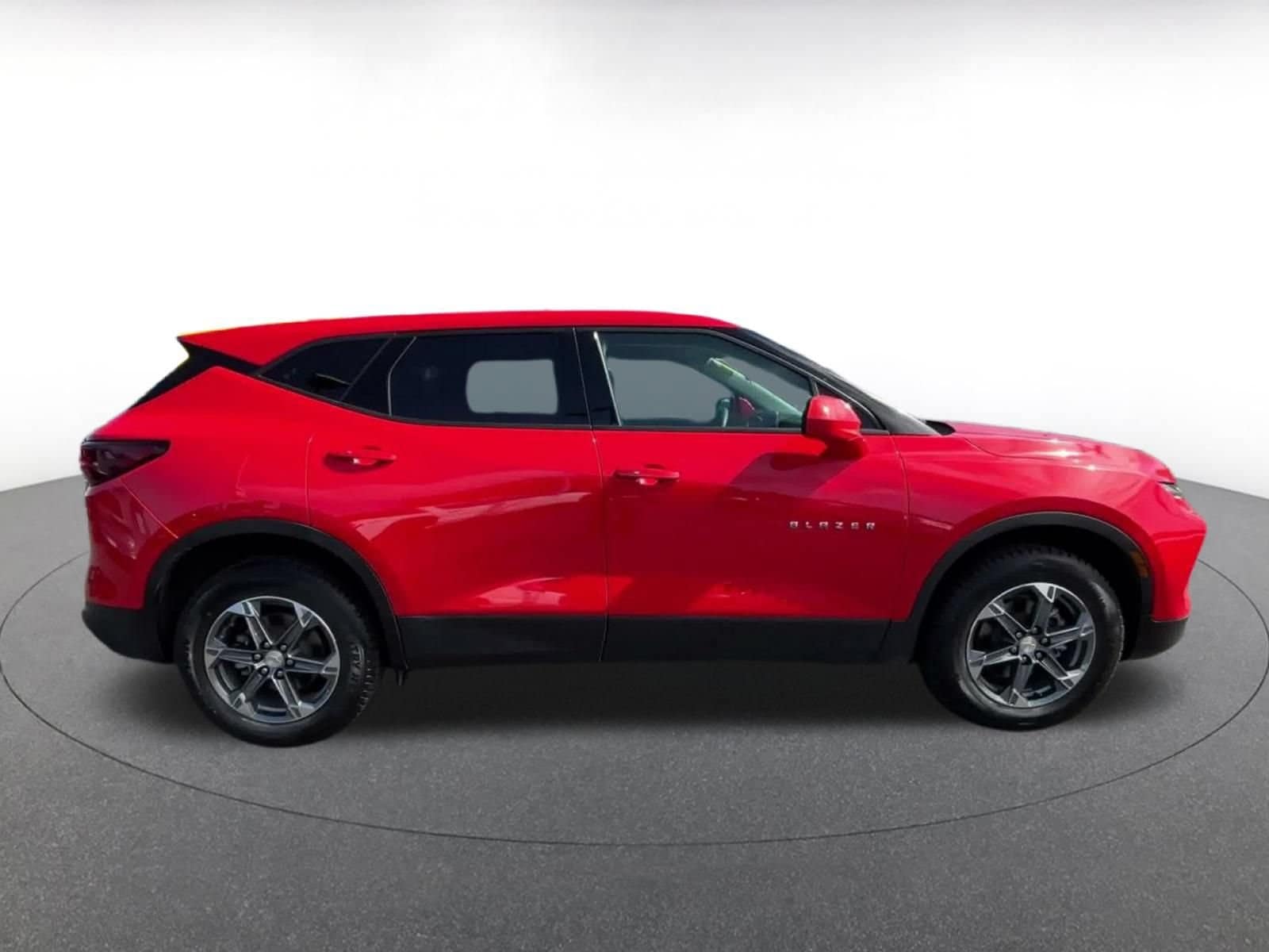 Thumbnail: 2025 Chevrolet Blazer - 15