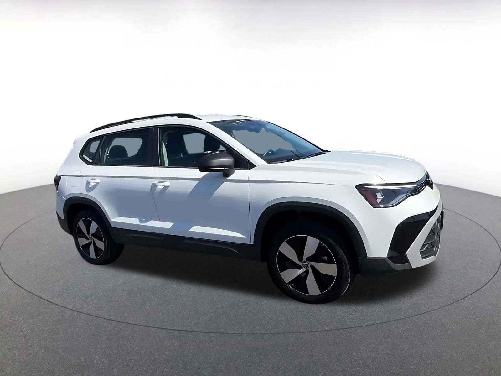 Thumbnail: 2026 Volkswagen Taos - 2