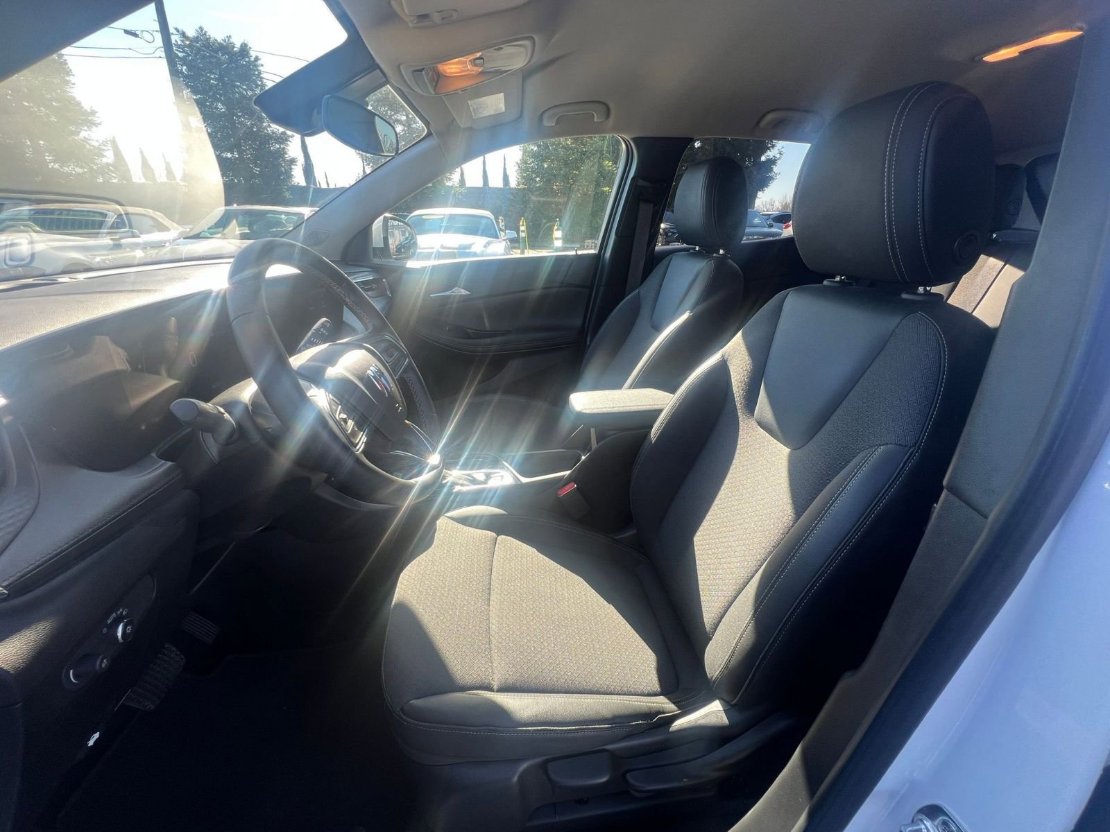 Thumbnail: 2025 Buick Encore GX - 27