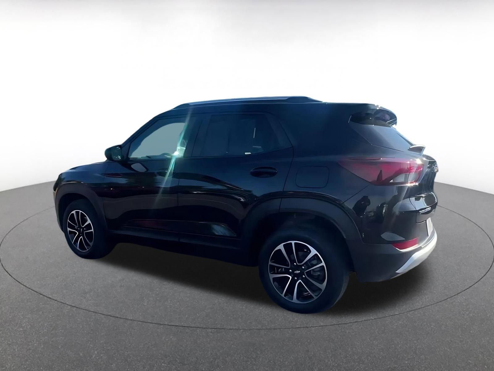 Thumbnail: 2025 Chevrolet TrailBlazer - 10