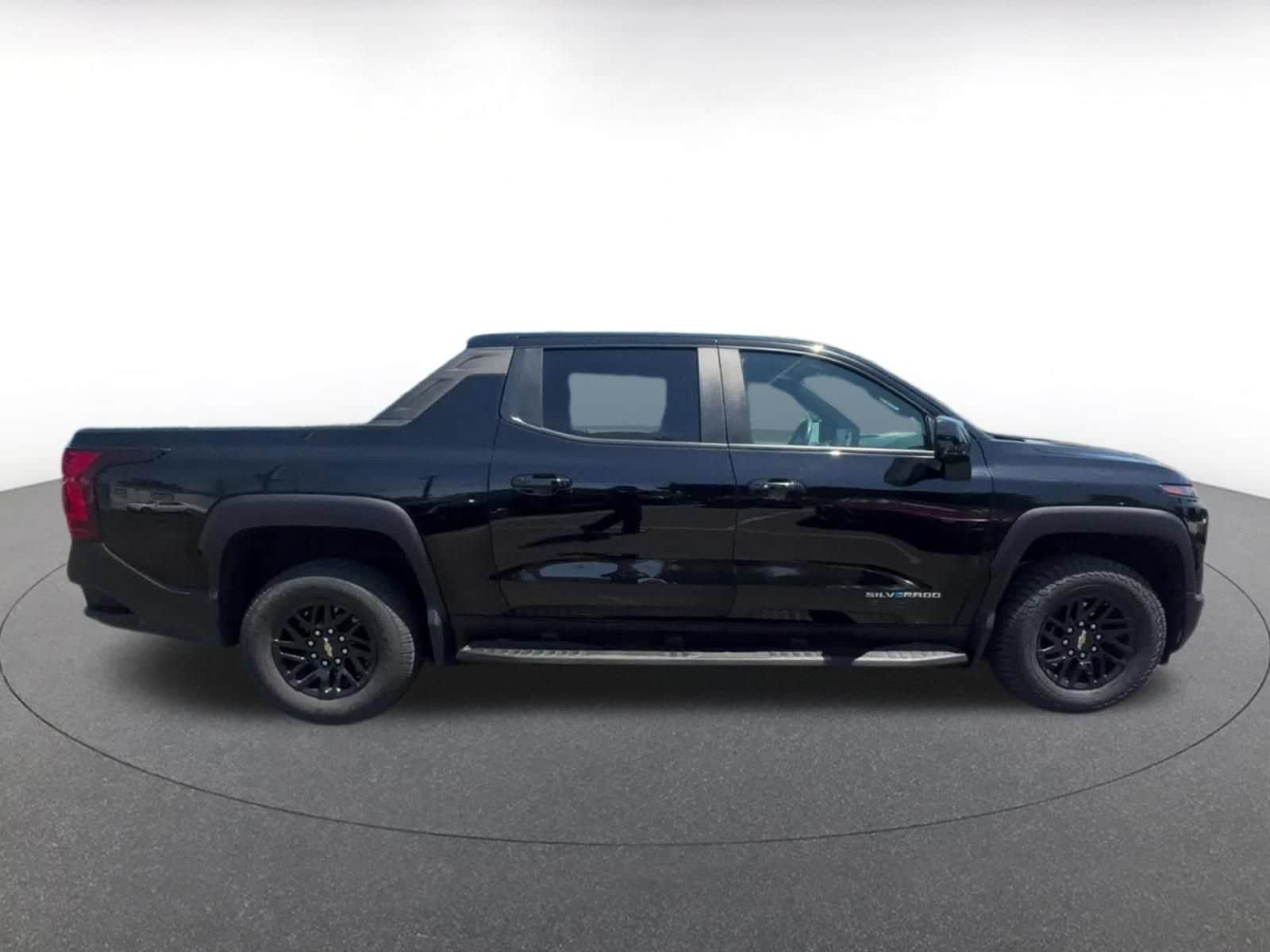 Thumbnail: 2024 Chevrolet Silverado EV - 16