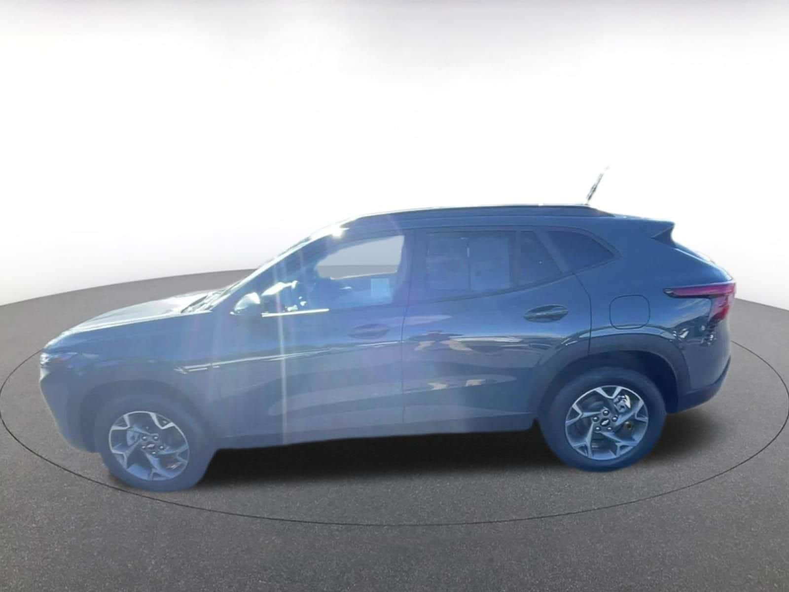 Thumbnail: 2025 Chevrolet Trax - 9