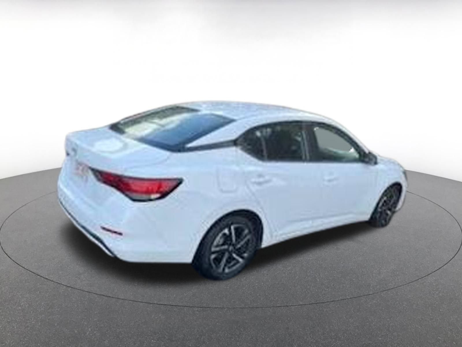 Thumbnail: 2025 Nissan Sentra - 4