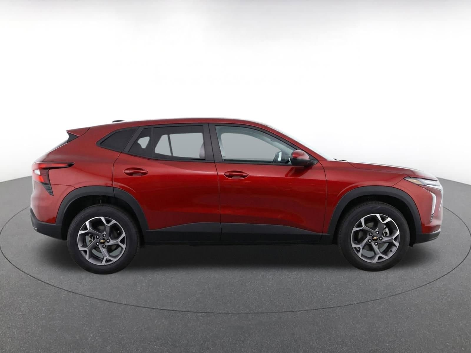 Thumbnail: 2025 Chevrolet Trax - 8
