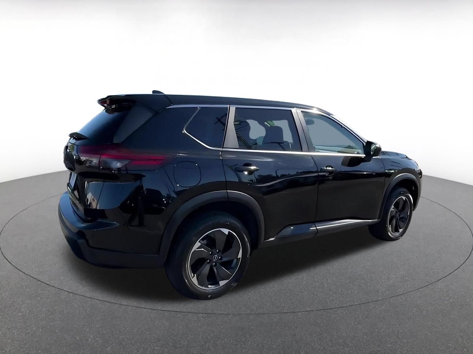 Thumbnail: 2025 Nissan Rogue - 14