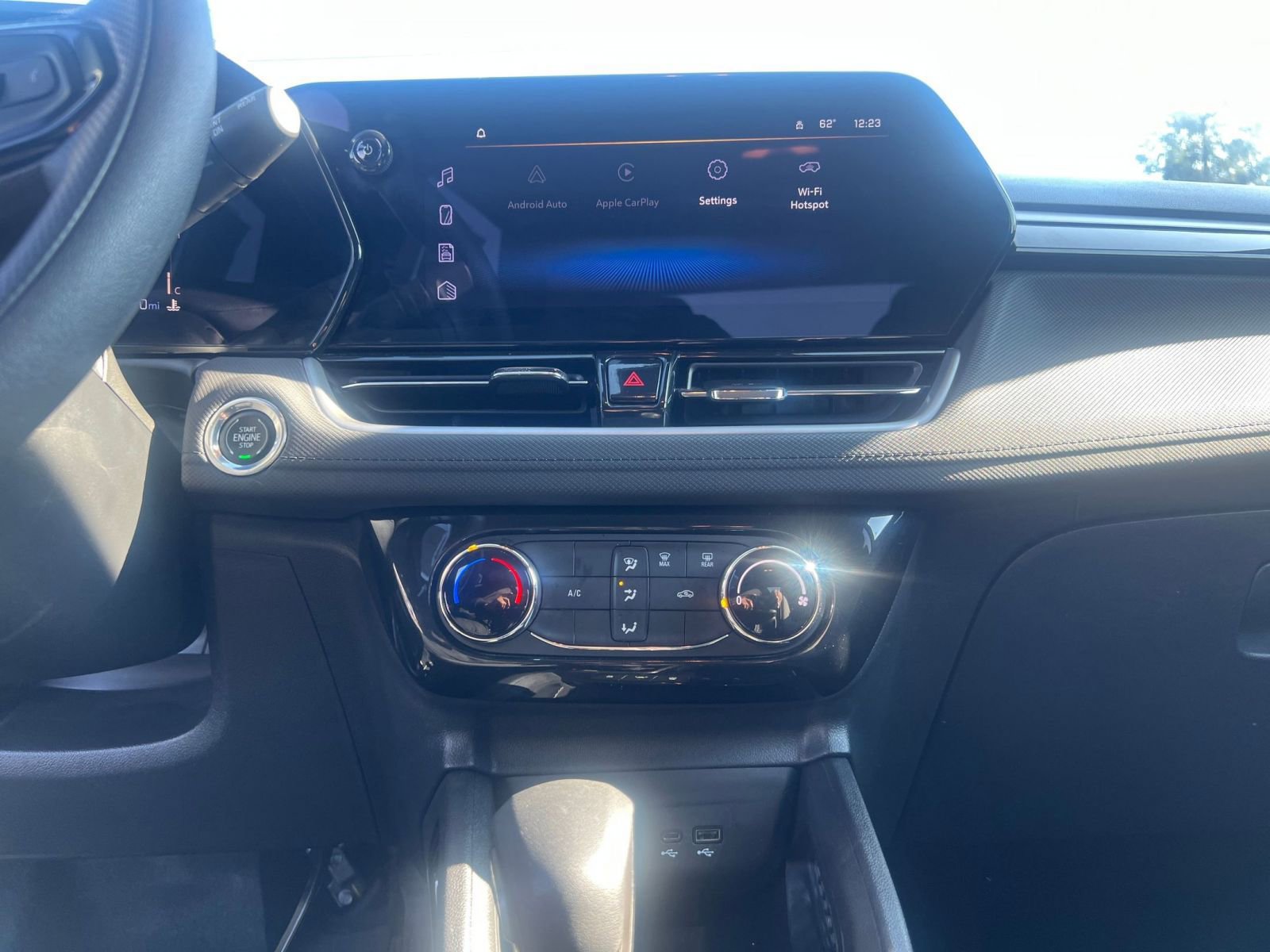 Thumbnail: 2025 Chevrolet TrailBlazer - 18