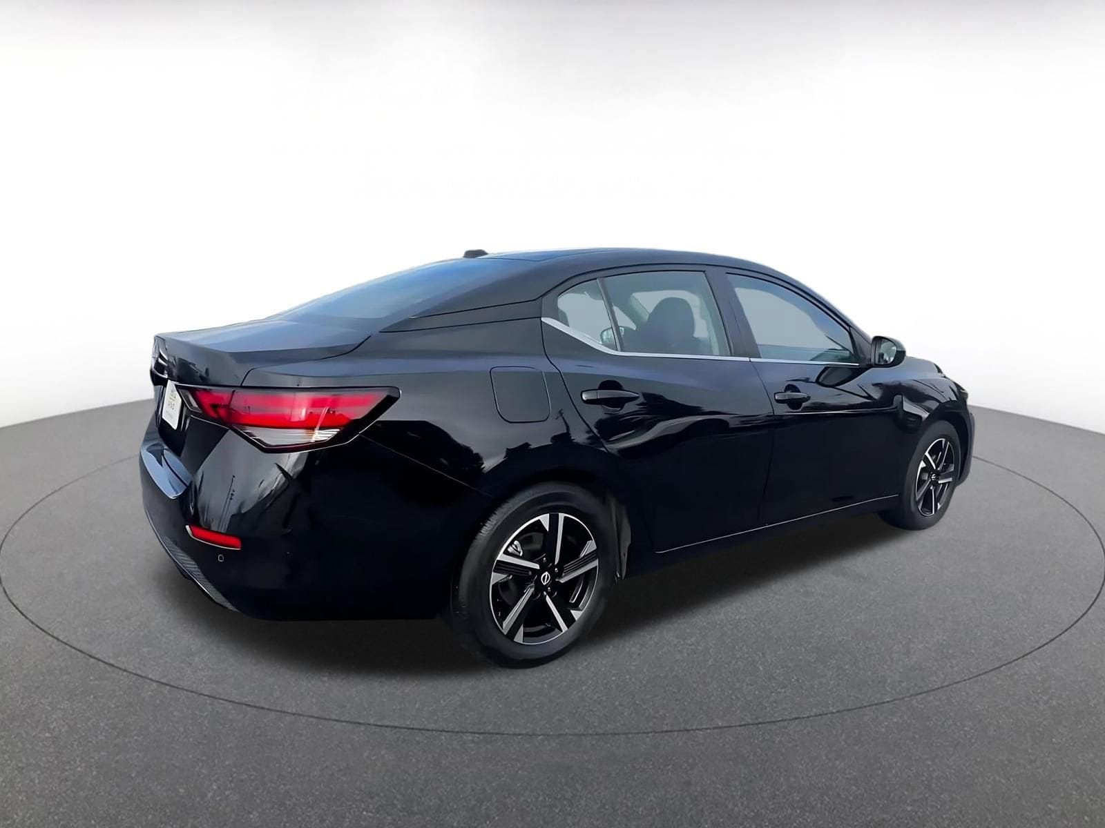 Thumbnail: 2025 Nissan Sentra - 14