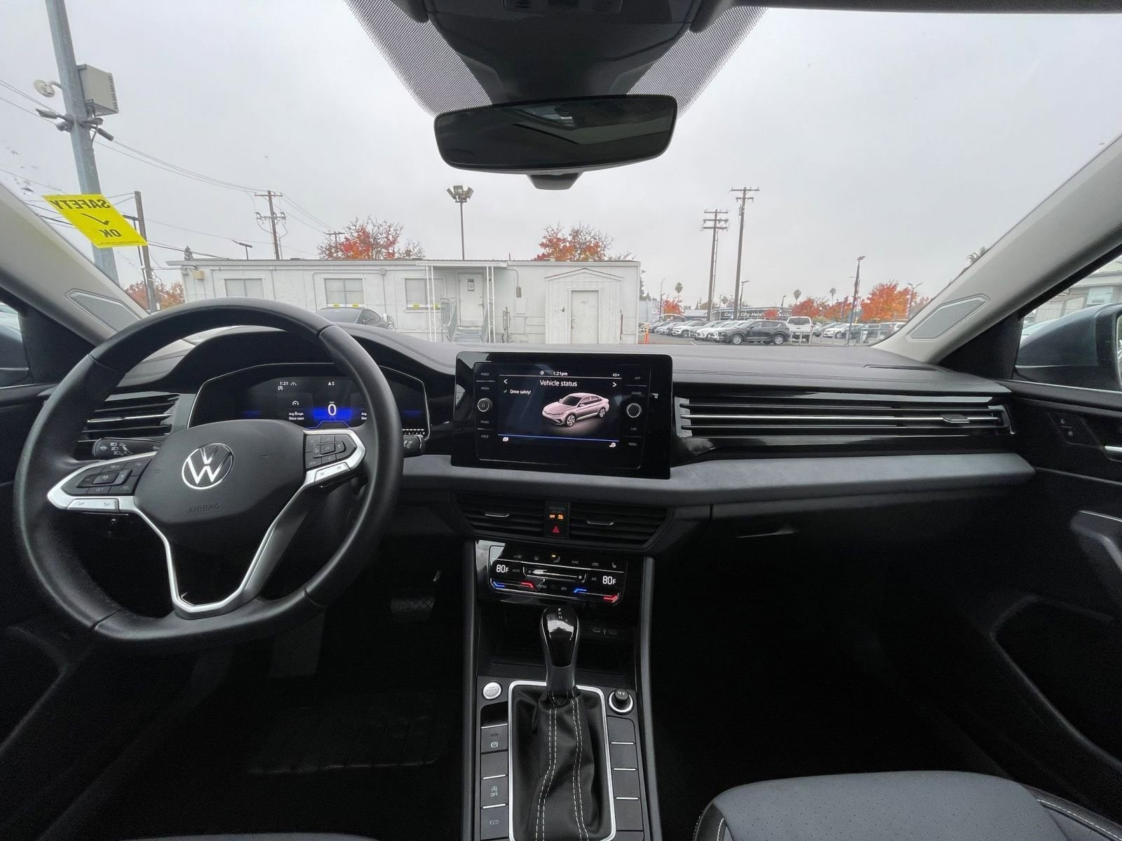 Thumbnail: 2025 Volkswagen Jetta - 33