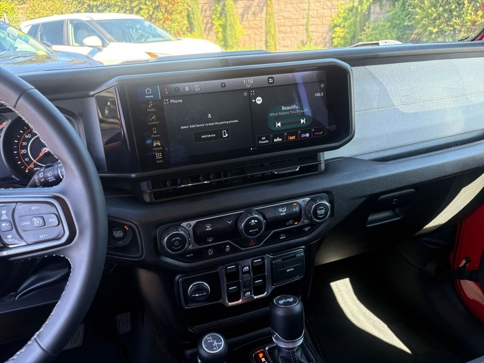 Thumbnail: 2025 Jeep Wrangler - 17