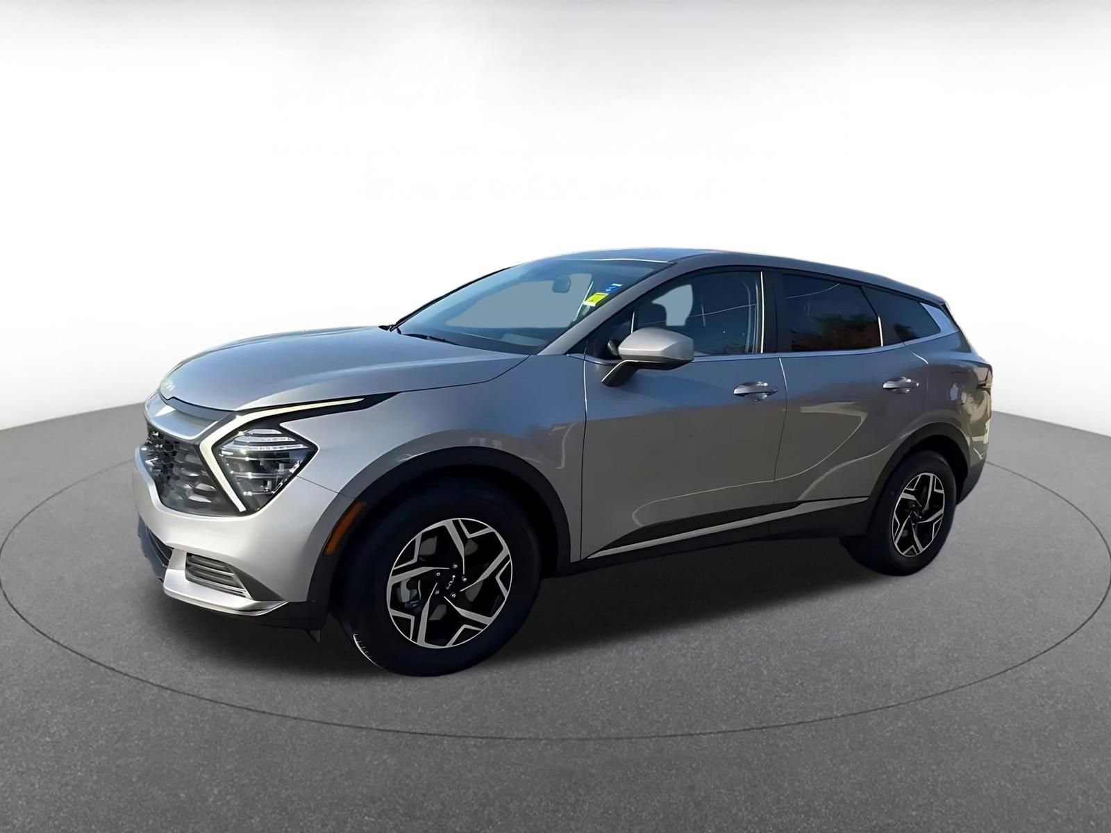 Thumbnail: 2025 Kia Sportage - 8