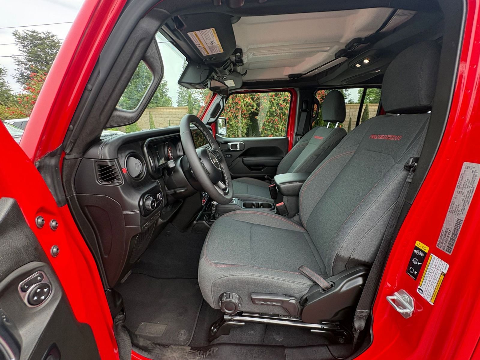 Thumbnail: 2025 Jeep Wrangler - 25