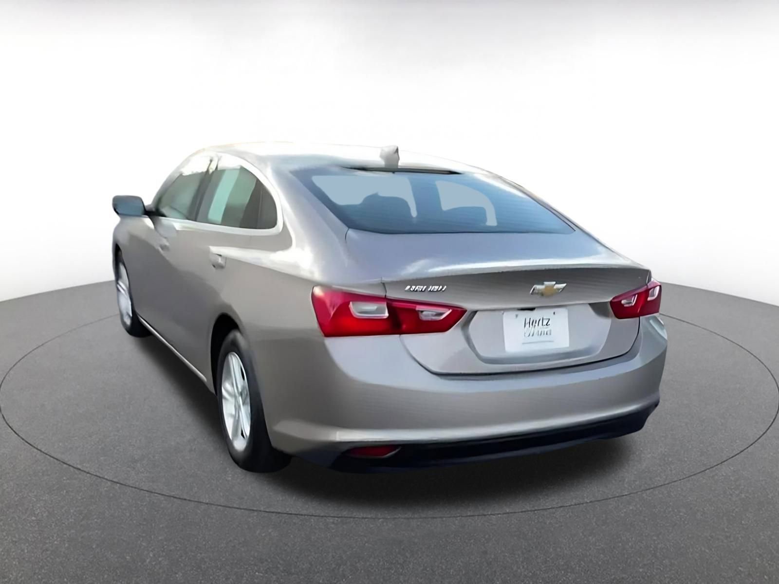 Thumbnail: 2023 Chevrolet Malibu - 11