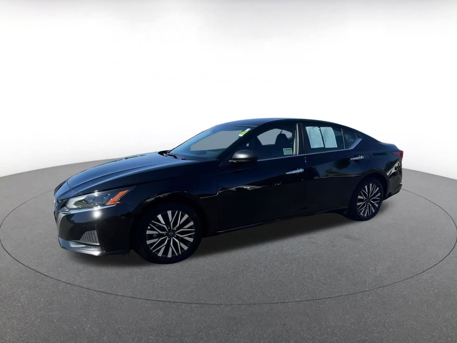 Thumbnail: 2024 Nissan Altima - 8