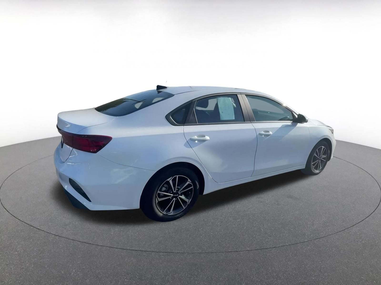 2024 Kia Forte LXS 15