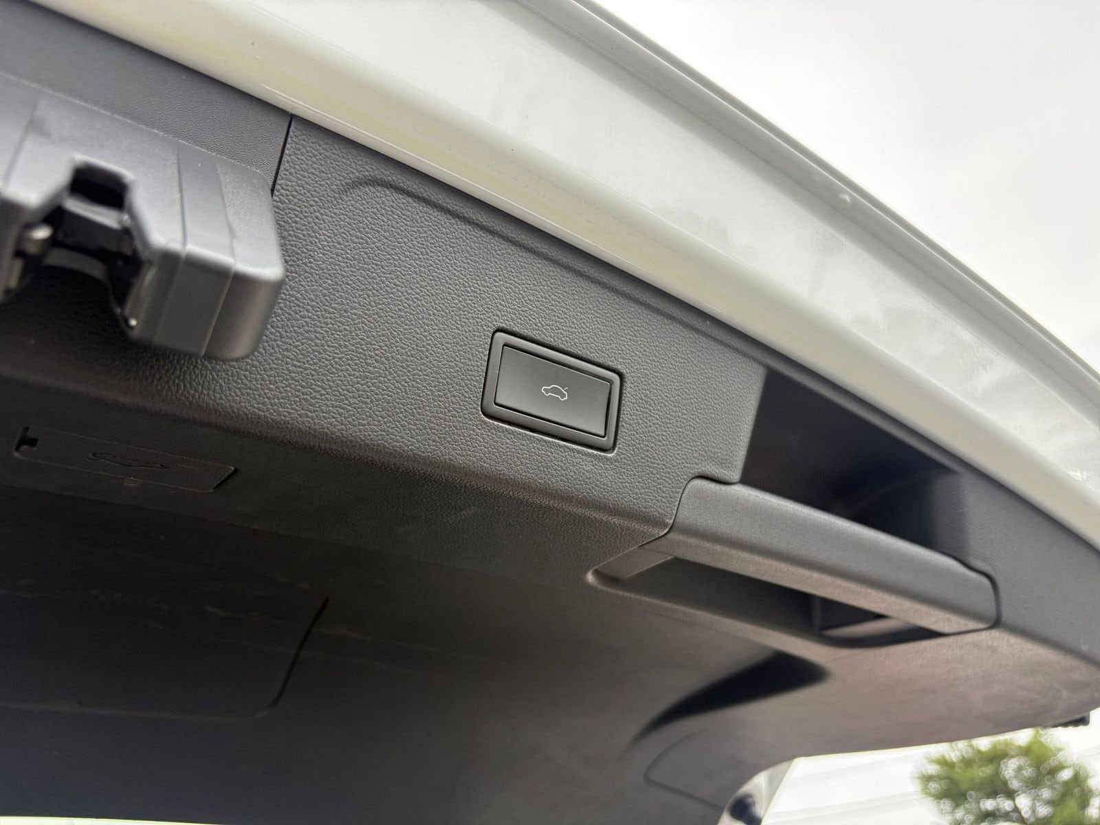 Thumbnail: 2025 Volkswagen Atlas - 24