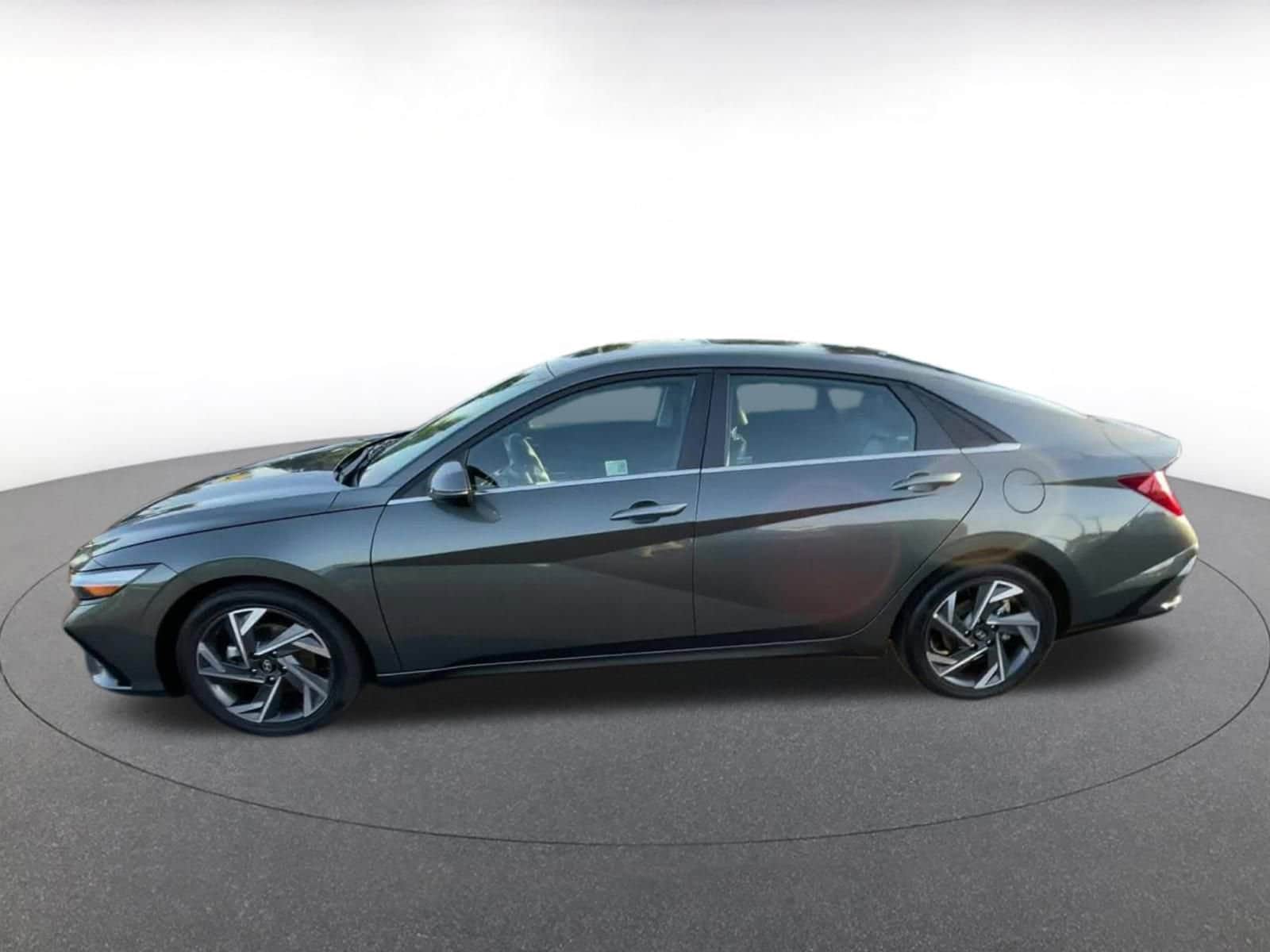 Thumbnail: 2025 Hyundai Elantra - 9