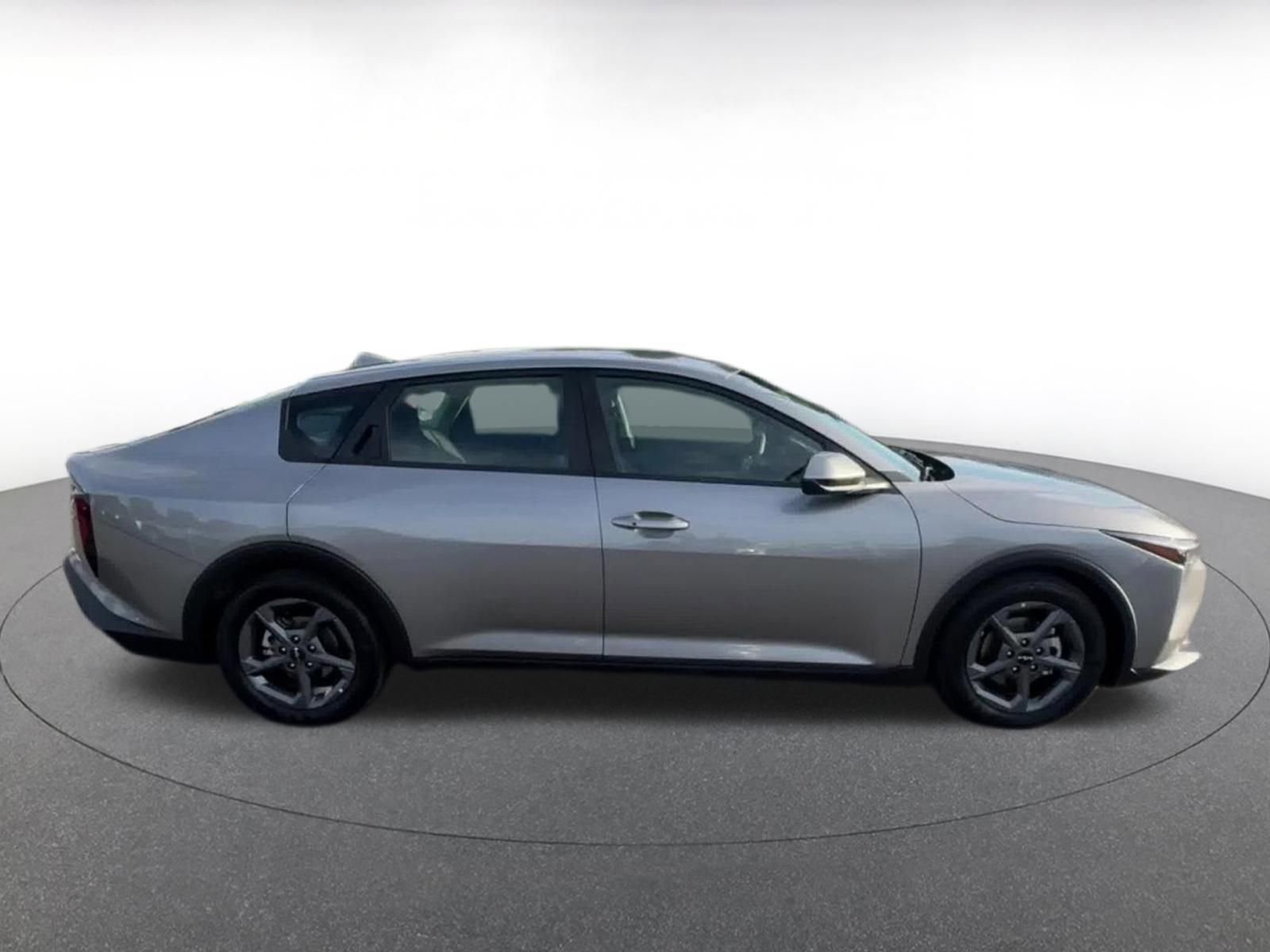 Thumbnail: 2025 Kia K4 - 16