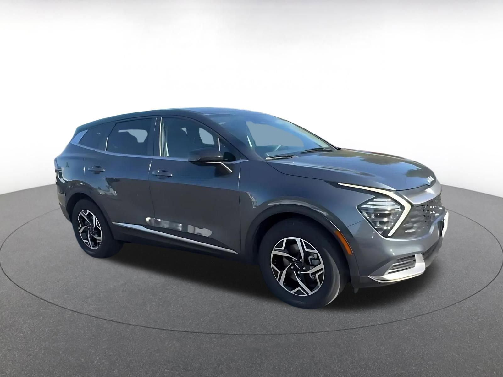 Thumbnail: 2025 Kia Sportage - 2