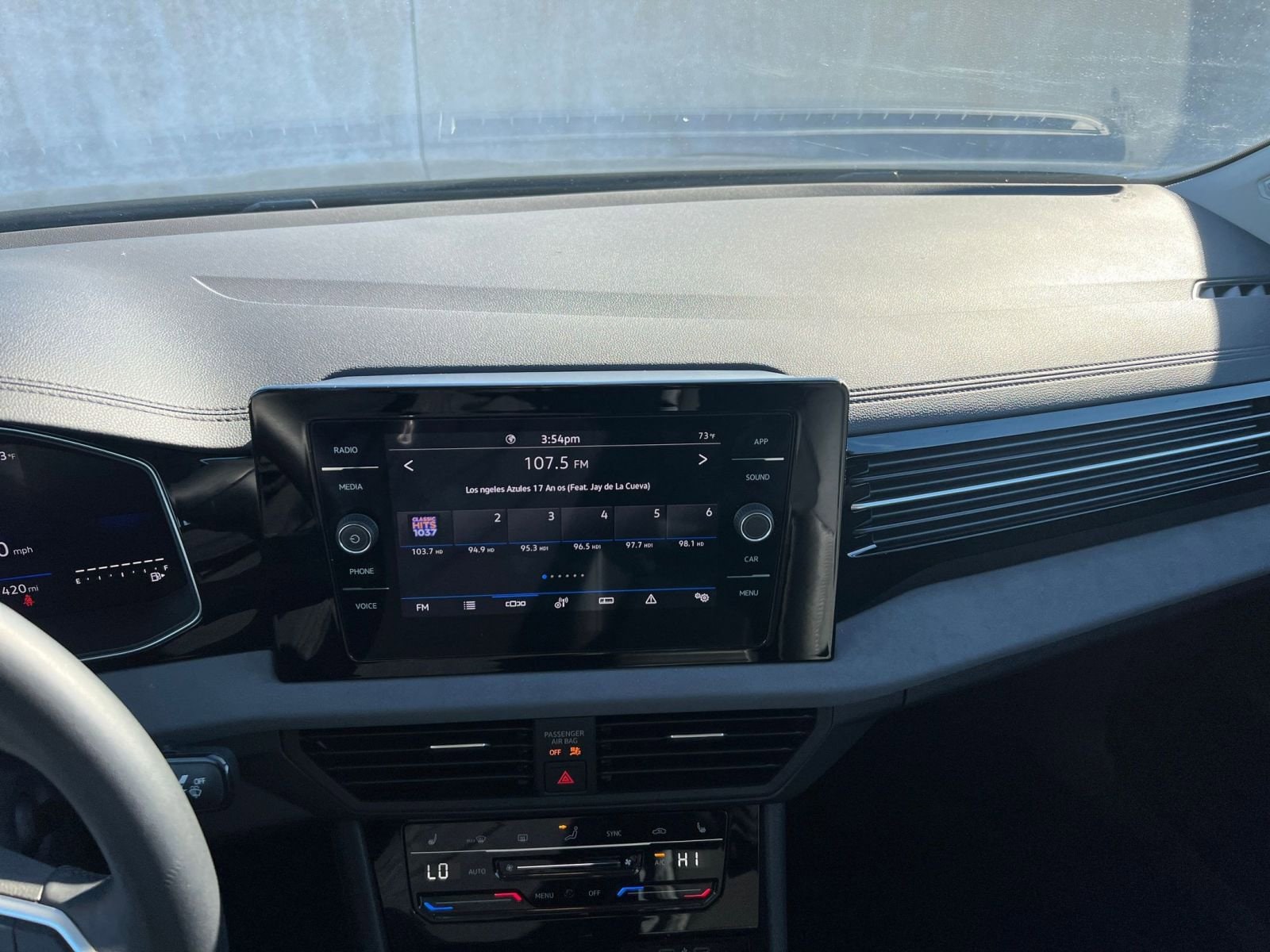 Thumbnail: 2025 Volkswagen Jetta - 18