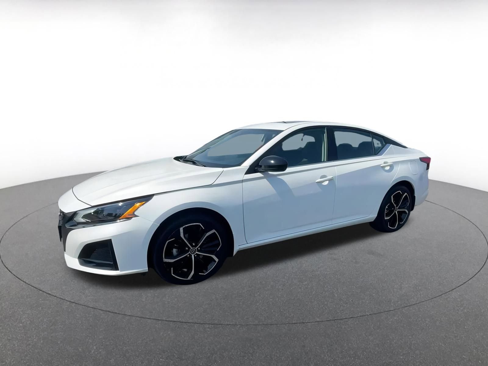 Thumbnail: 2024 Nissan Altima - 8