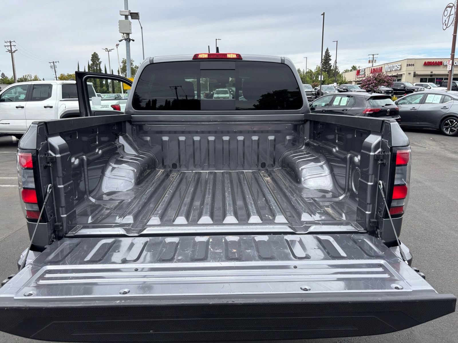 Thumbnail: 2026 Nissan Frontier - 30