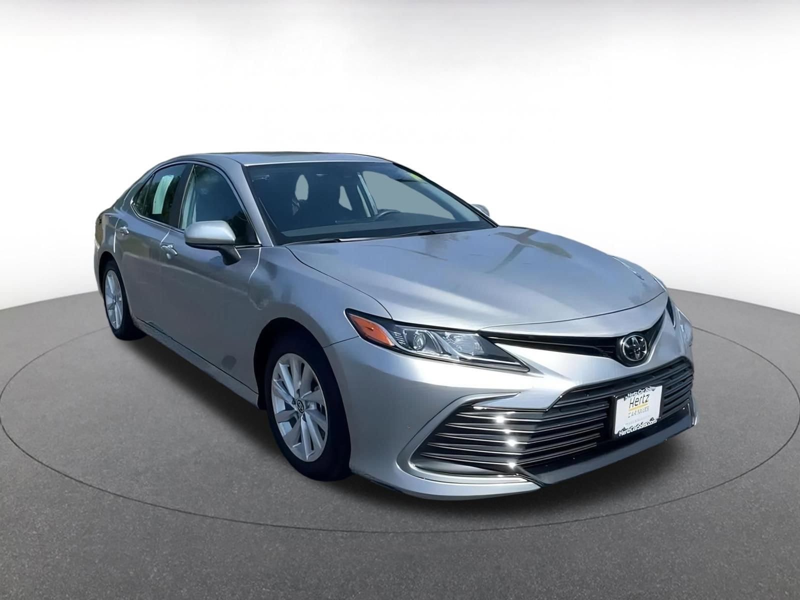 2024 Toyota Camry LE 3