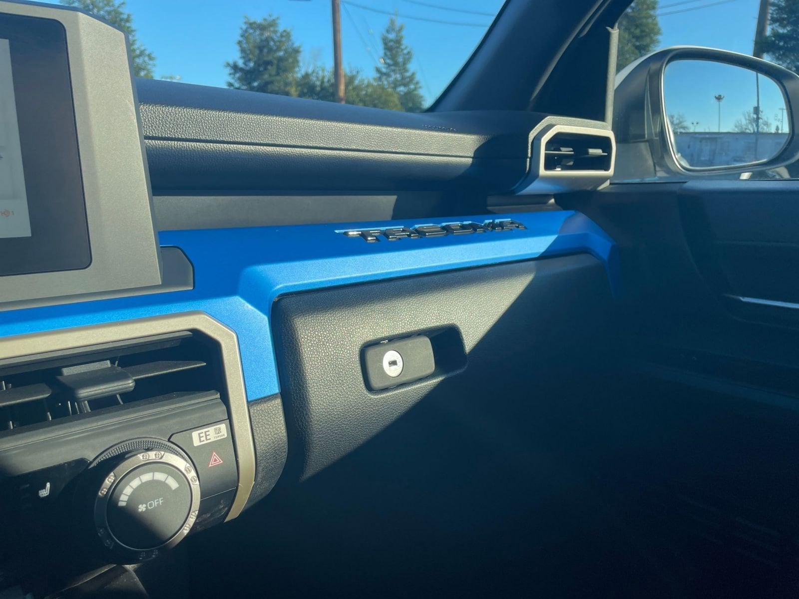 Thumbnail: 2025 Toyota Tacoma - 35