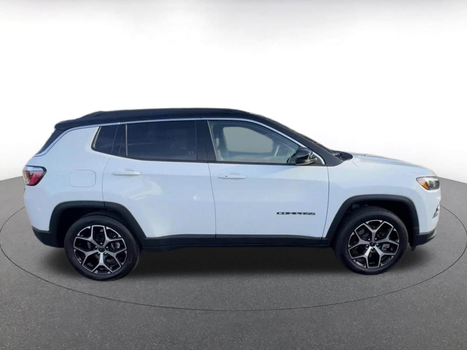 Thumbnail: 2025 Jeep Compass - 16