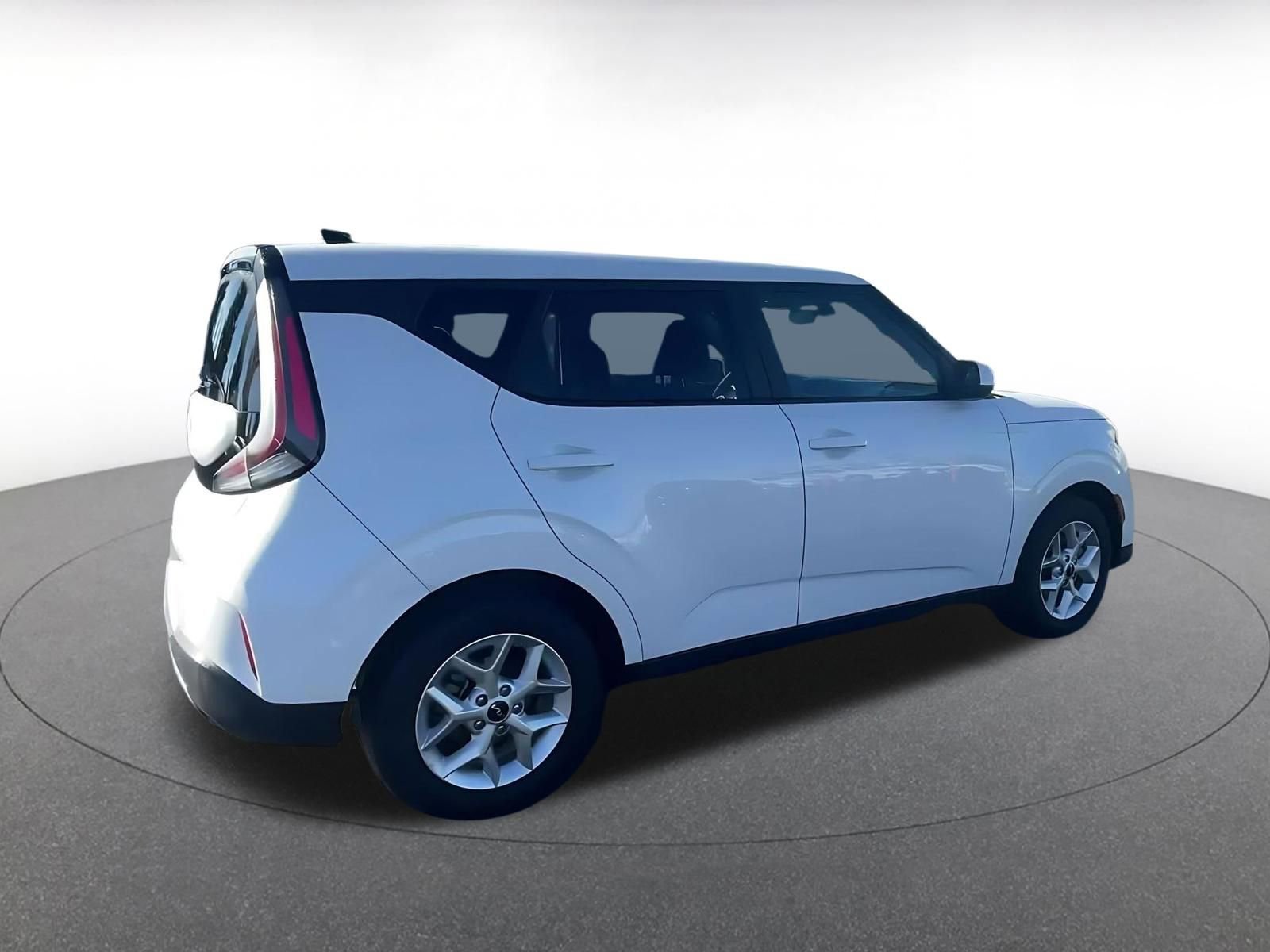 Thumbnail: 2025 Kia Soul - 15