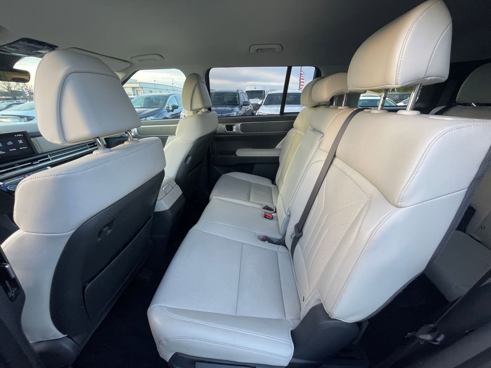 Thumbnail: 2025 Hyundai Santa Fe - 27