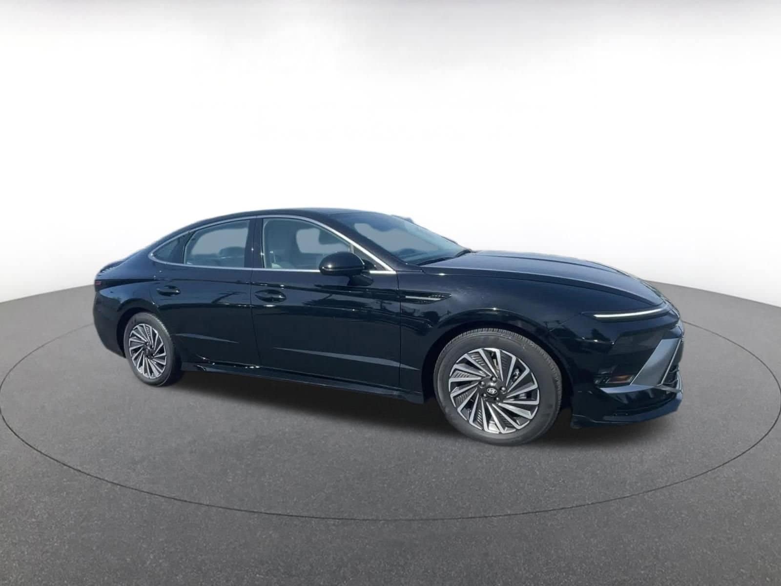 Thumbnail: 2025 Hyundai Sonata - 2