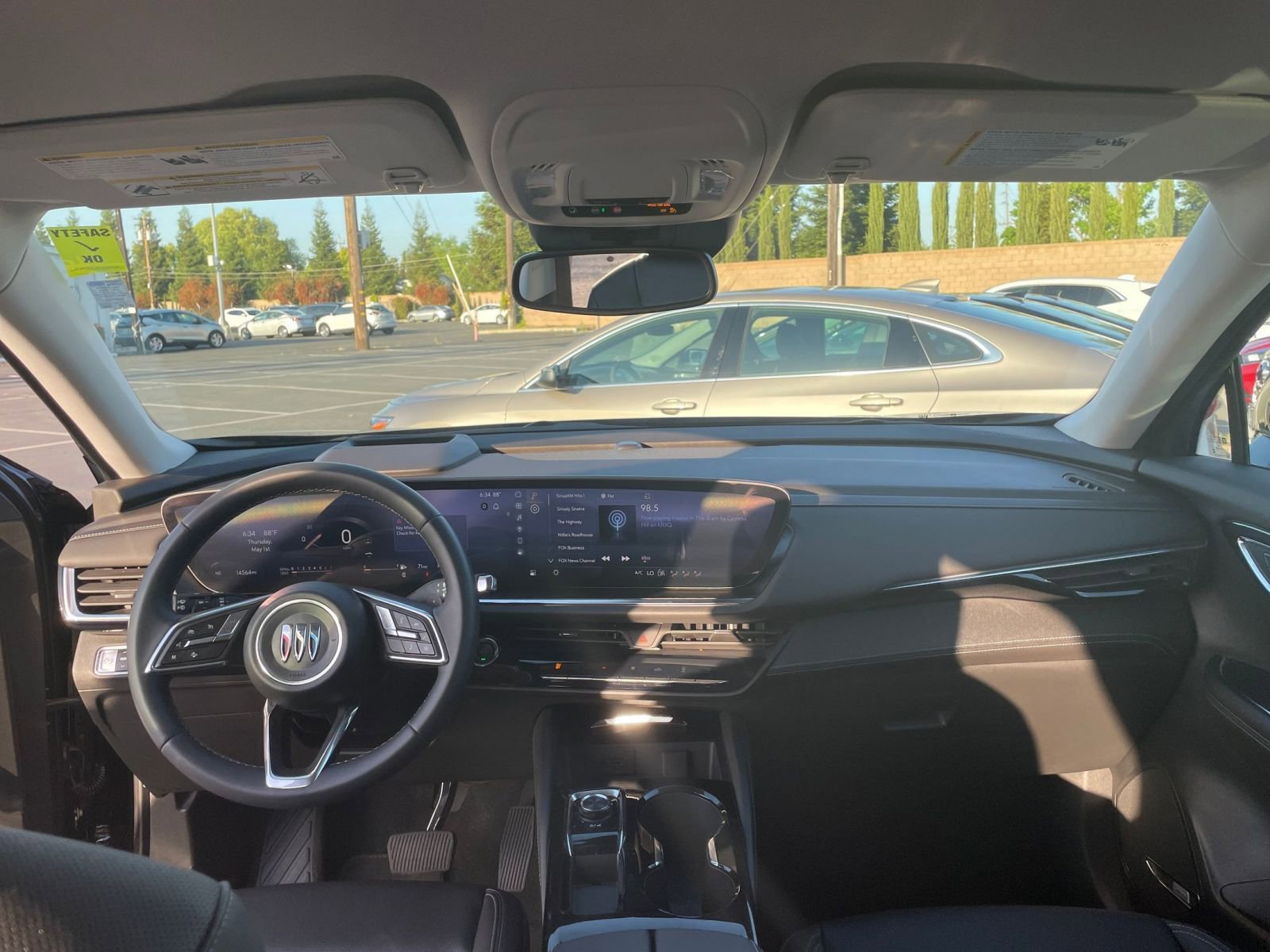 2024 Buick Envision Preferred 32