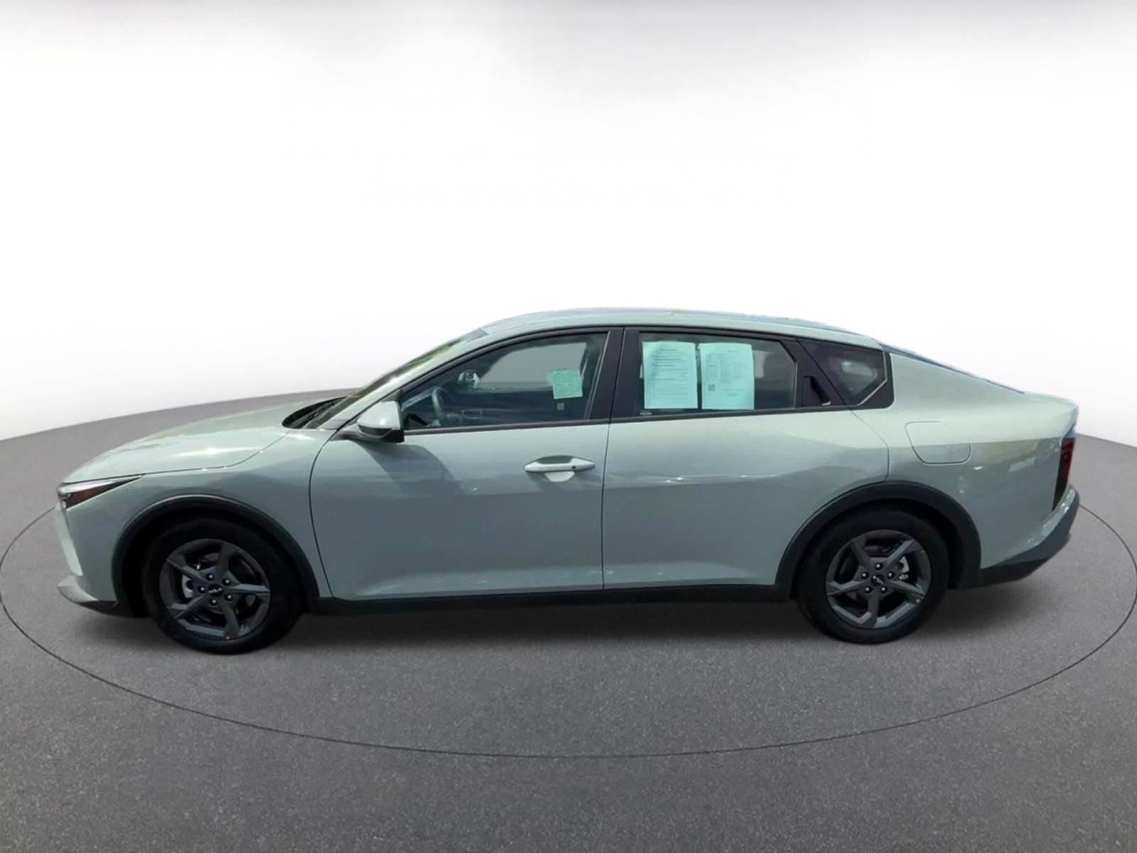 Thumbnail: 2026 Kia K4 - 8