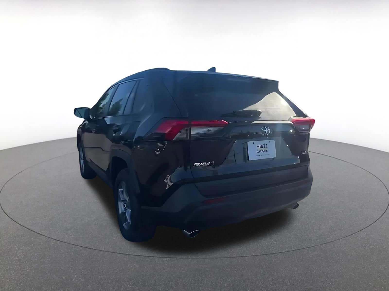 Thumbnail: 2025 Toyota RAV4 - 11