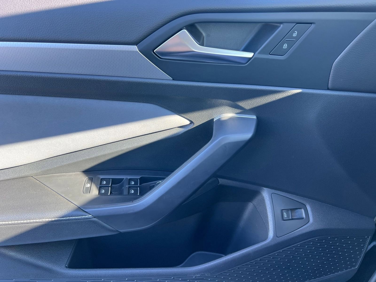 Thumbnail: 2025 Volkswagen Jetta - 20