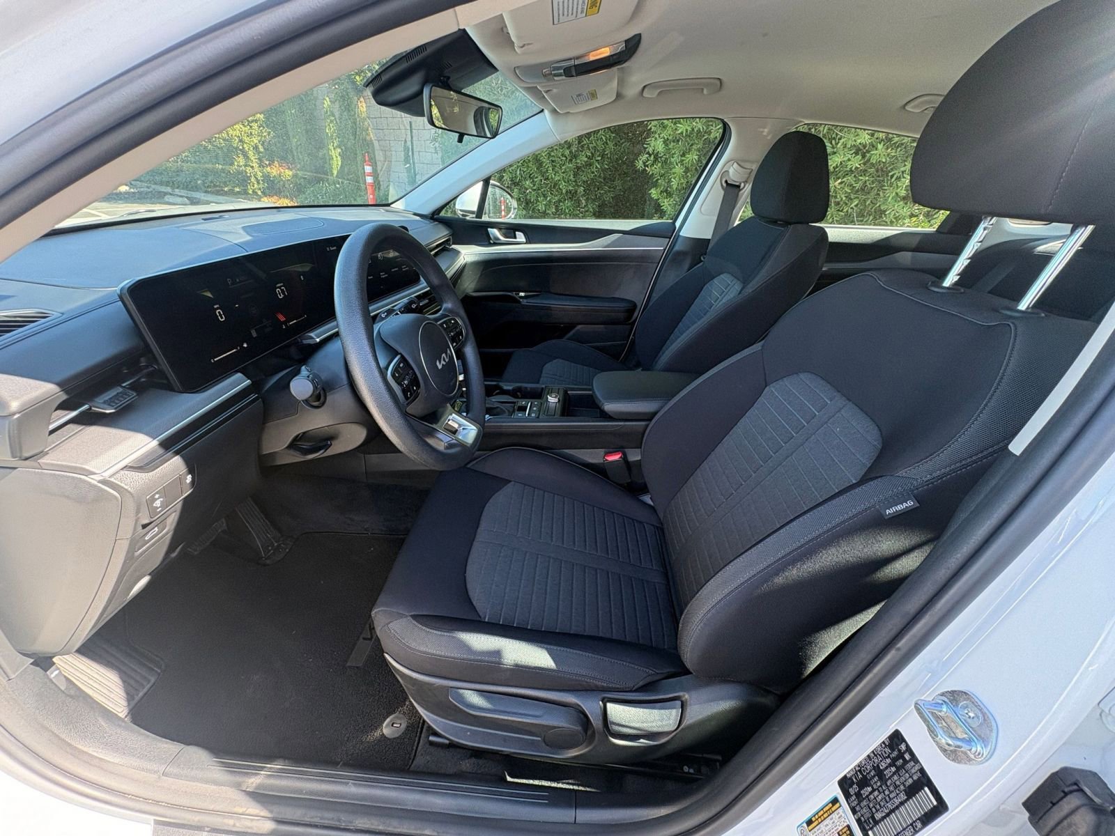 Thumbnail: 2025 Kia K5 - 25