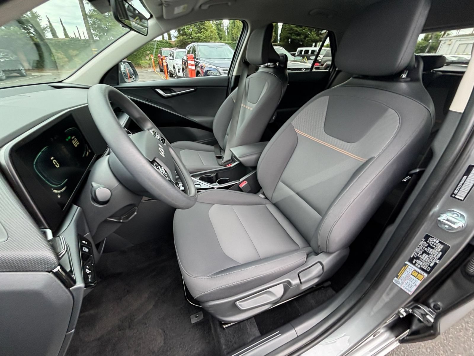Thumbnail: 2026 Kia Niro - 34