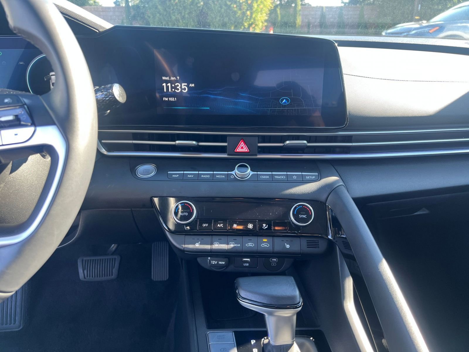 Thumbnail: 2025 Hyundai Elantra - 18