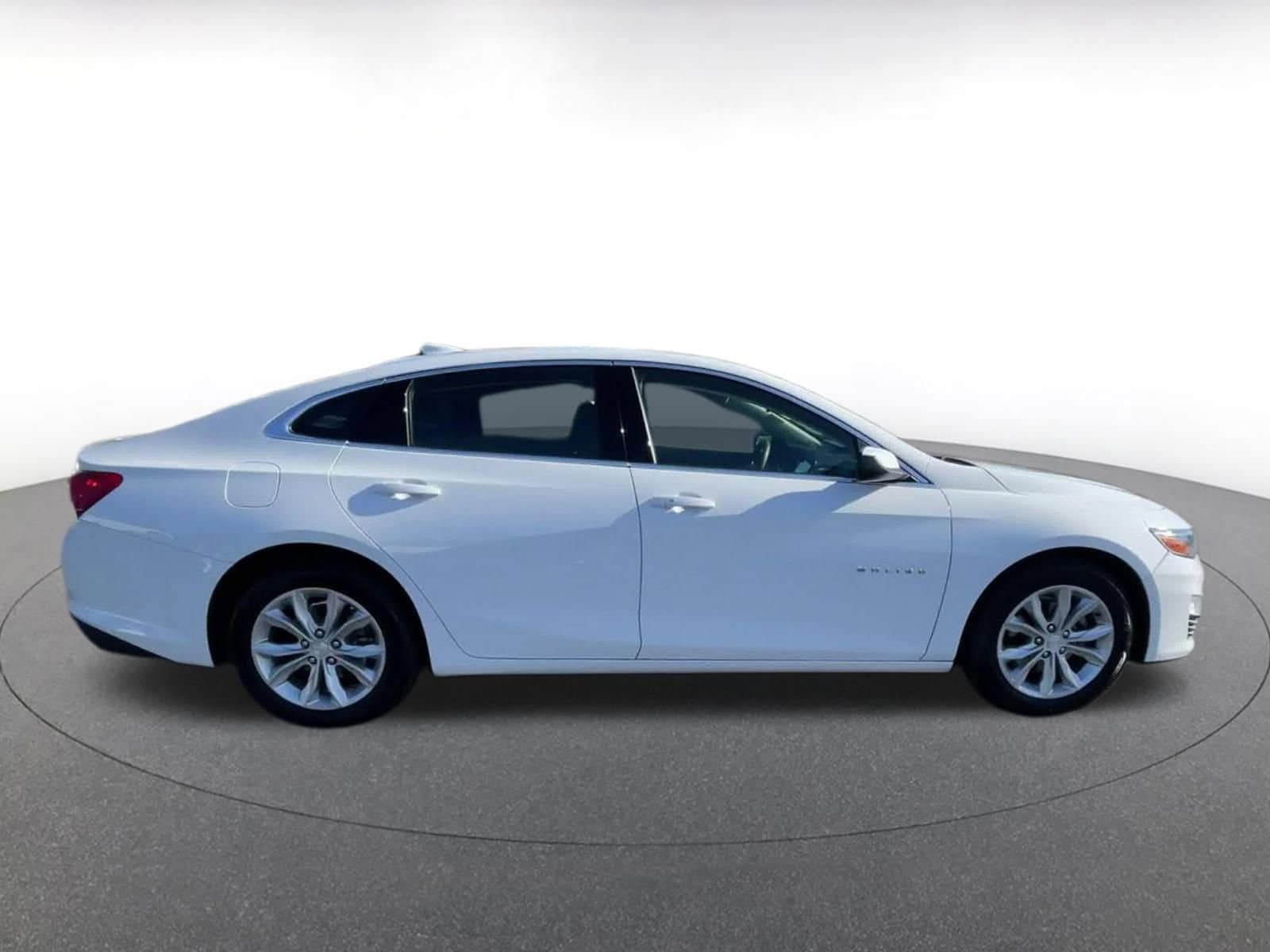 2024 Chevrolet Malibu LT 16