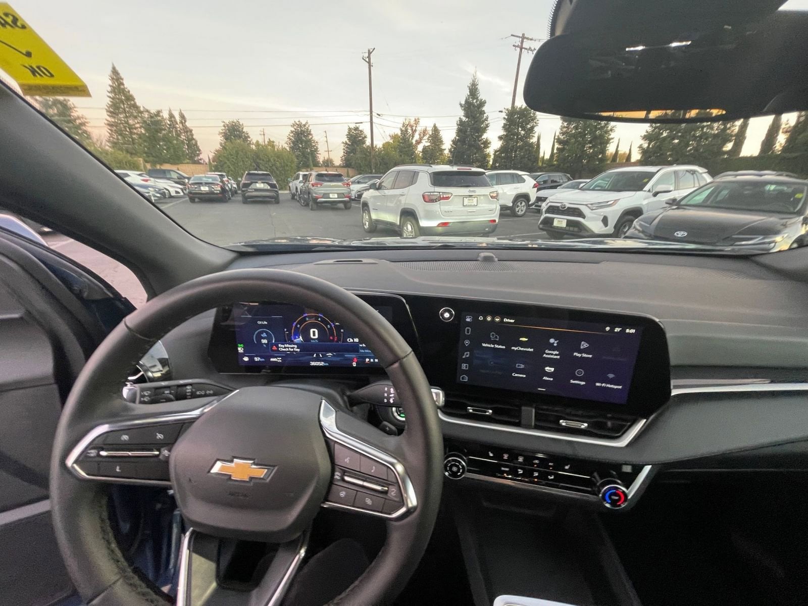 Thumbnail: 2025 Chevrolet Equinox - 33