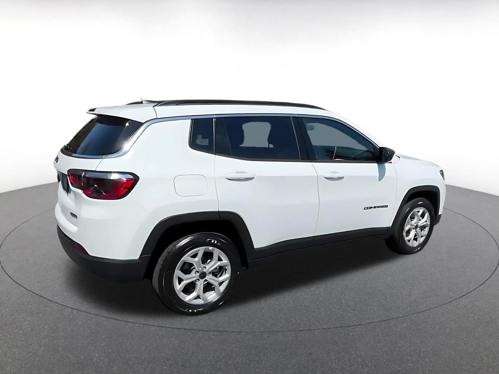Thumbnail: 2025 Jeep Compass - 15