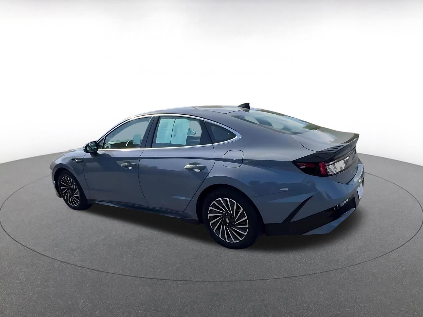 Thumbnail: 2025 Hyundai Sonata - 10