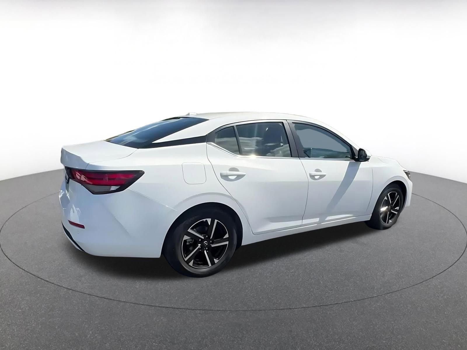 Thumbnail: 2025 Nissan Sentra - 15