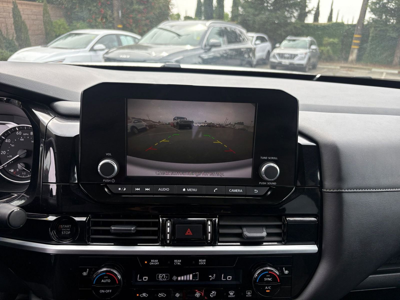 Thumbnail: 2025 Nissan Pathfinder - 25